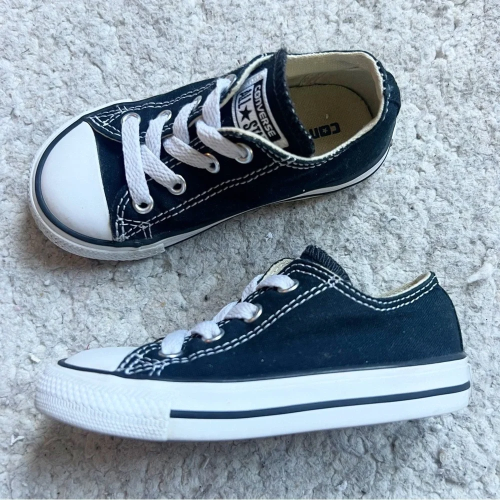 Converse: Classic Black Lace All Stars Baby Sneakers/Shoes Size 7